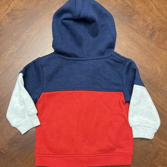 Tommy Hilfiger Zip Up Hooded sweater Size 6/9 Months NWT - Picture 2 of 6
